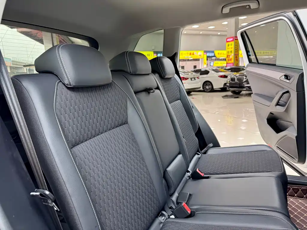 Volkswagen Tiguan L 2019 330TSI Automatic FWD Fashion Edition China VI