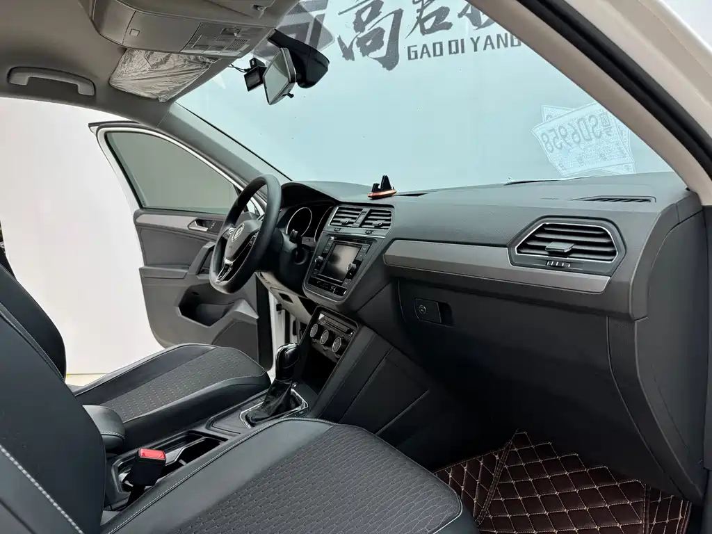 Volkswagen Tiguan L 2019 330TSI Automatic FWD Fashion Edition China VI