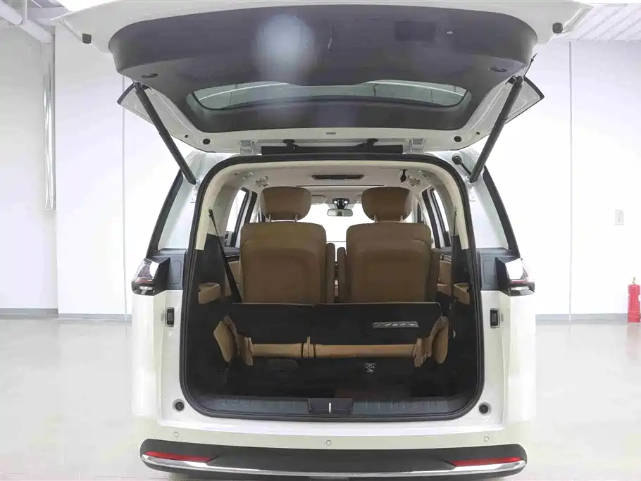 GAC Trumpchi E8 PHEV 2025 150km PRO+