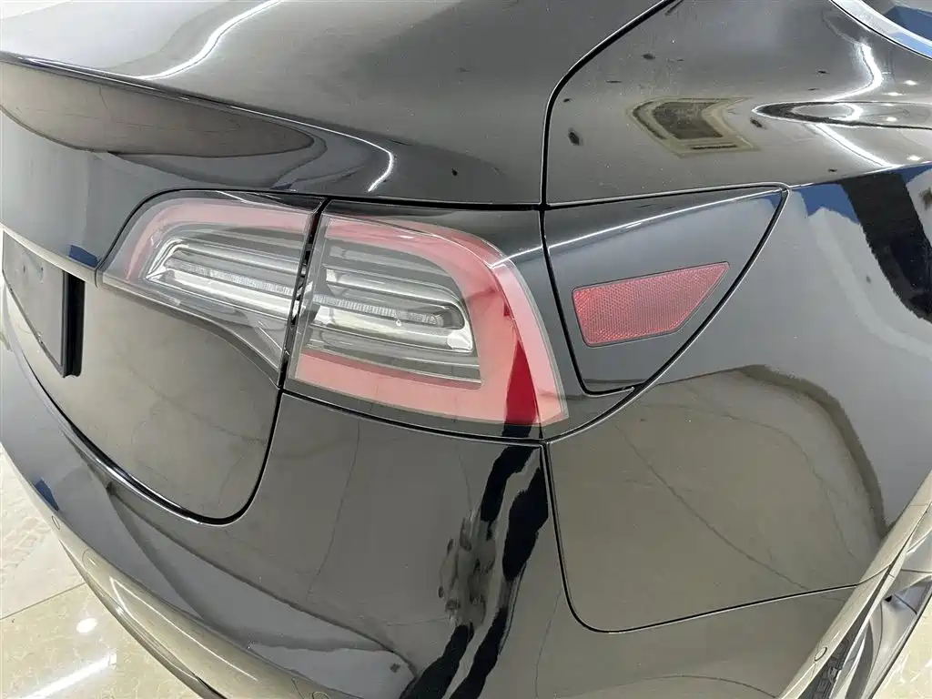 Model Y 2022 Rear-Wheel Drive