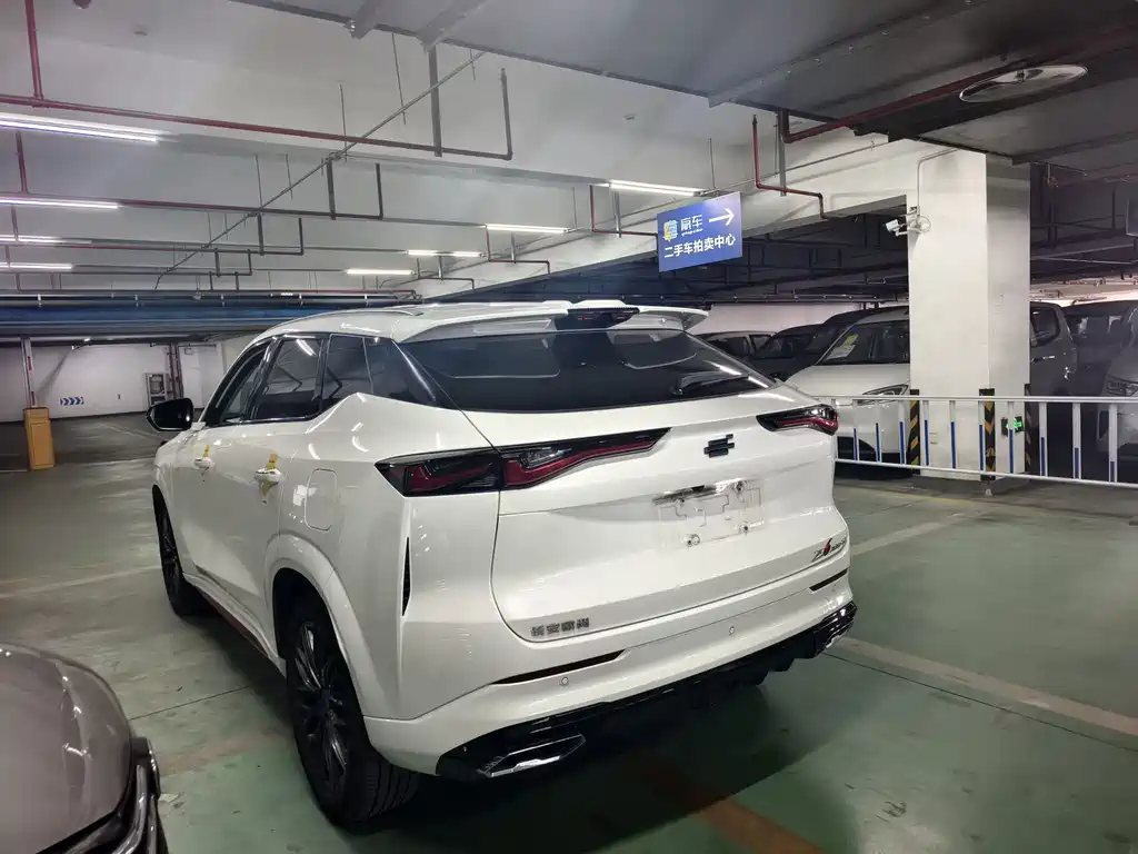 Changan Oshan Z6 1.5T DCT Smart Enjoyment