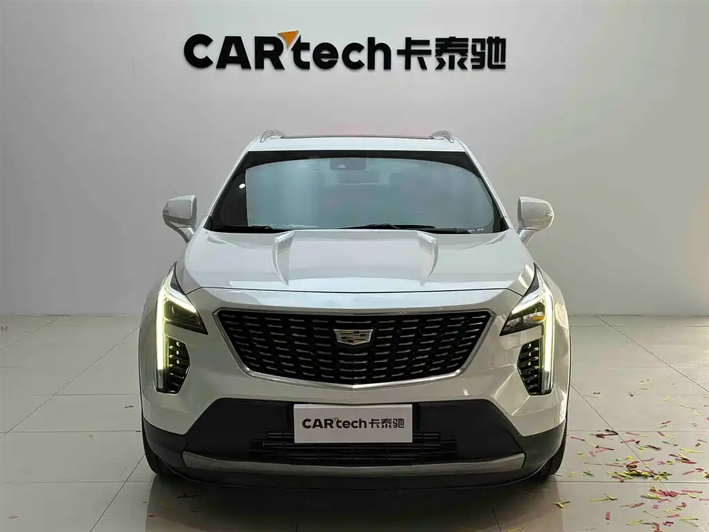 Cadillac XT4 2022 28T FWD Luxury