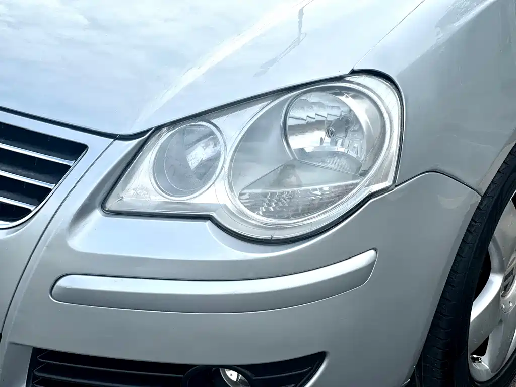 Volkswagen Polo 2007 Sedan 1.4L Automatic Fashion Edition