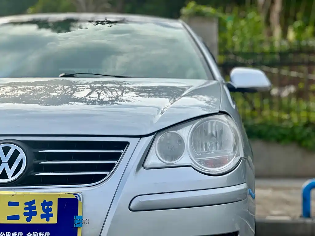 Volkswagen Polo 2007 Sedan 1.4L Automatic Fashion Edition