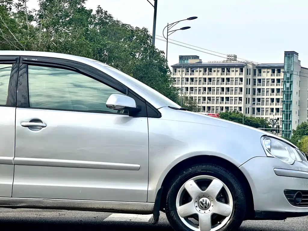Volkswagen Polo 2007 Sedan 1.4L Automatic Fashion Edition