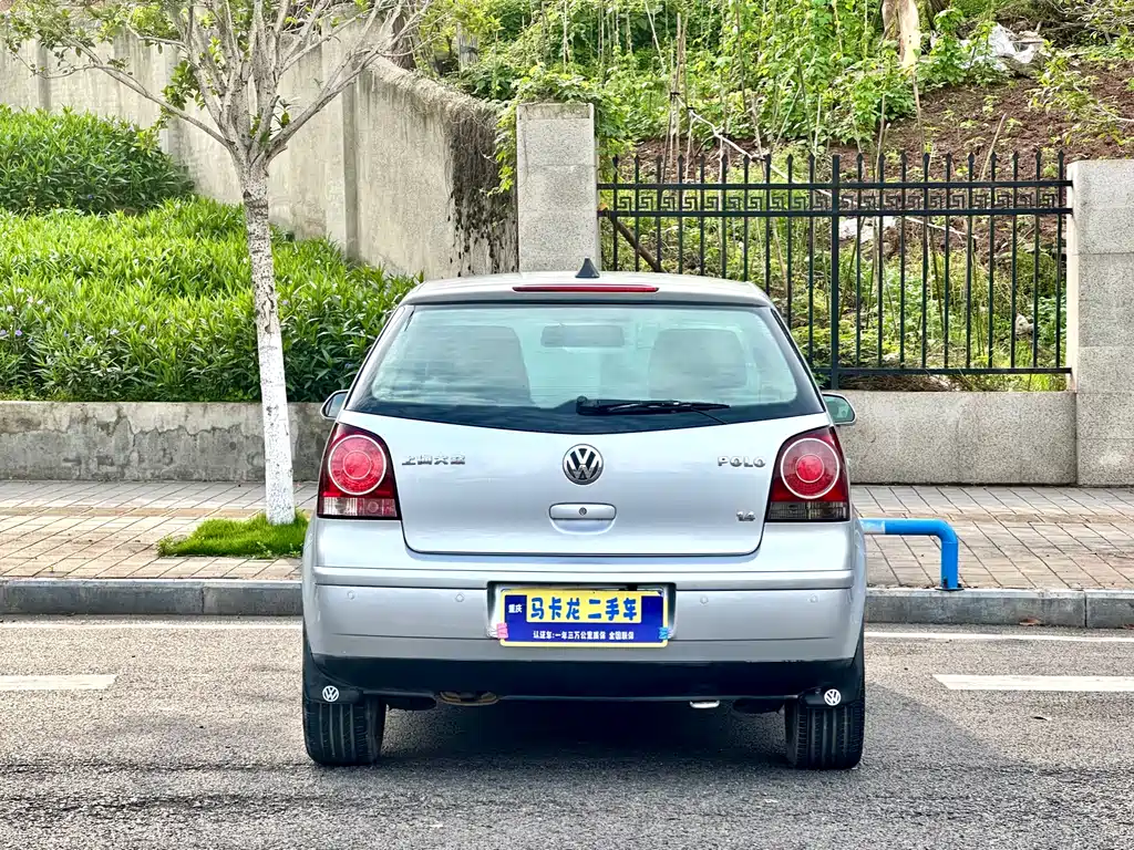 Volkswagen Polo 2007 Sedan 1.4L Automatic Fashion Edition