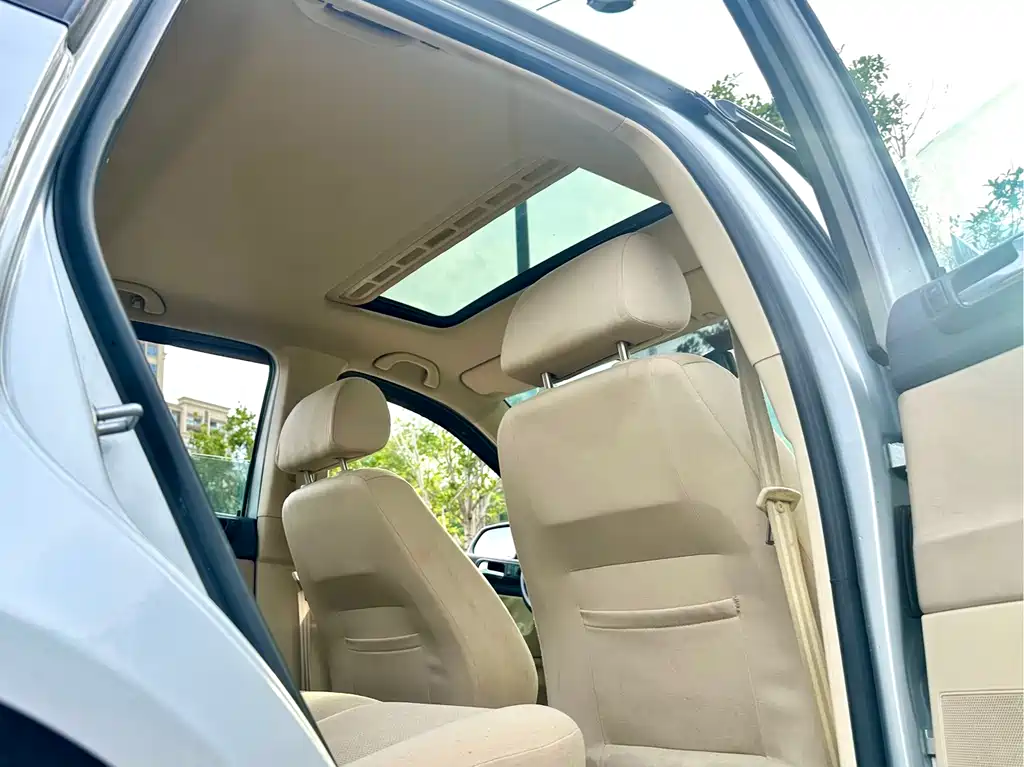 Volkswagen Polo 2007 Sedan 1.4L Automatic Fashion Edition
