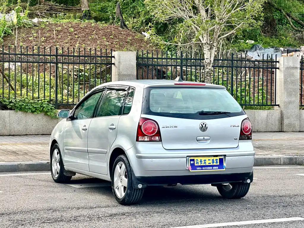 Volkswagen Polo 2007 Sedan 1.4L Automatic Fashion Edition