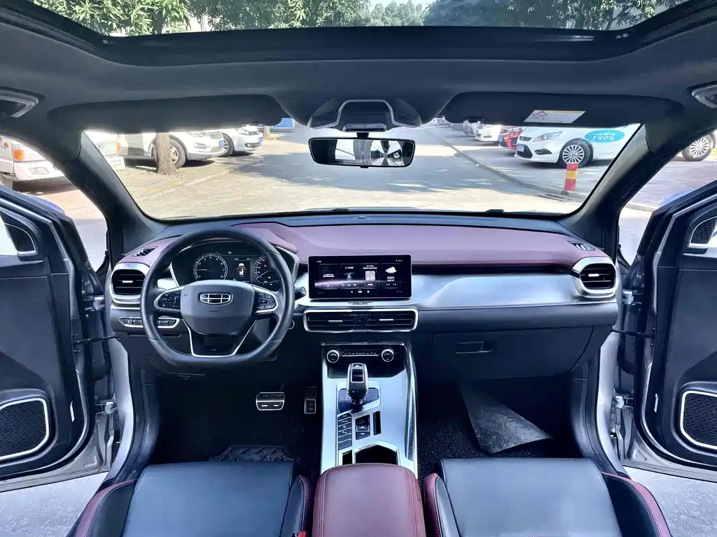 Geely Binyue 2020 PRO 260T DCT Knight