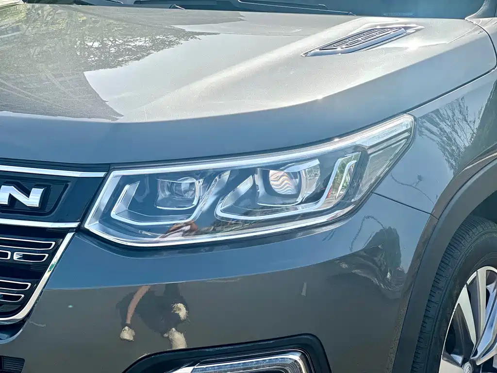 Changan CS95 2017 2.0T AWD Zhi Zun Edition