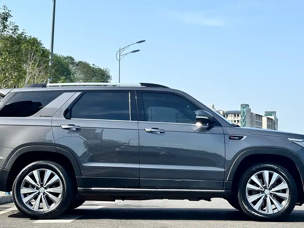 Changan CS95 2017 2.0T AWD Zhi Zun Edition