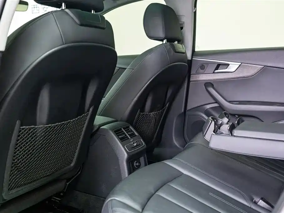 Audi A4 allroad quattro 2021