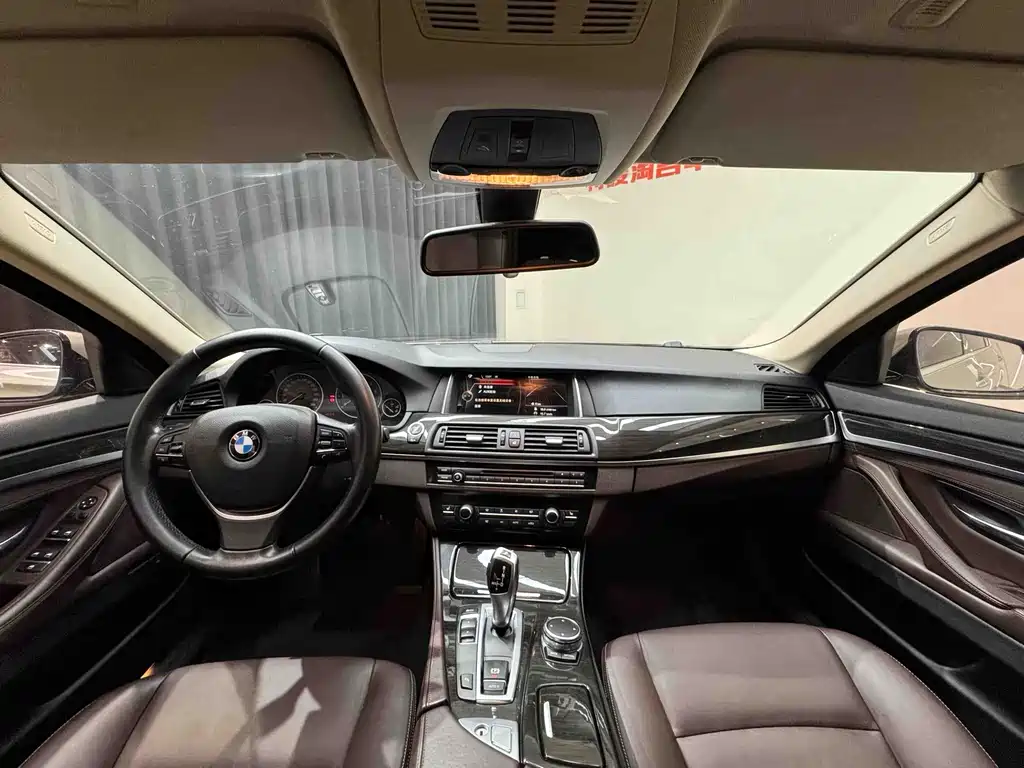 BMW 5 Series 2014 525Li Luxury Design Package