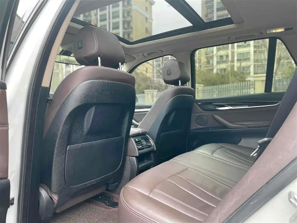 BMW X5 xDrive28i