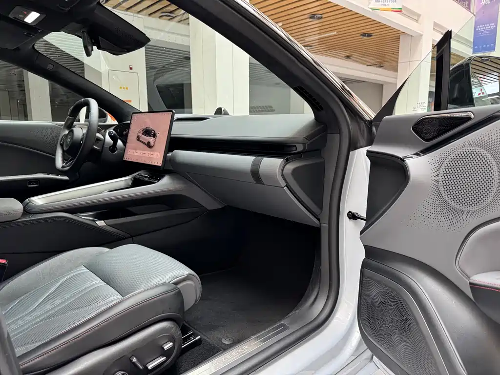 Zeekr 007GT 2025 AWD Intelligent Driving Edition 75kWh