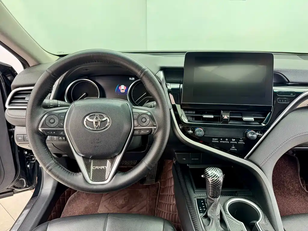 Camry 2021 2.0G Luxury Edition
