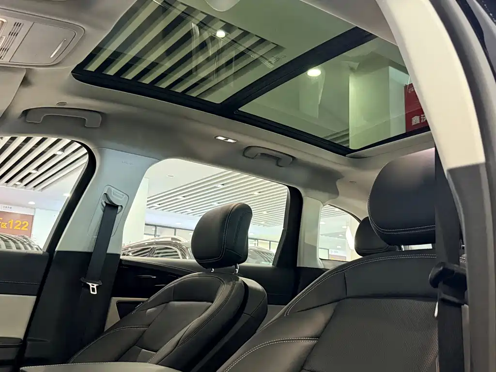 Lincoln Nautilus 2025 2.0T AWD Zunyi Edition