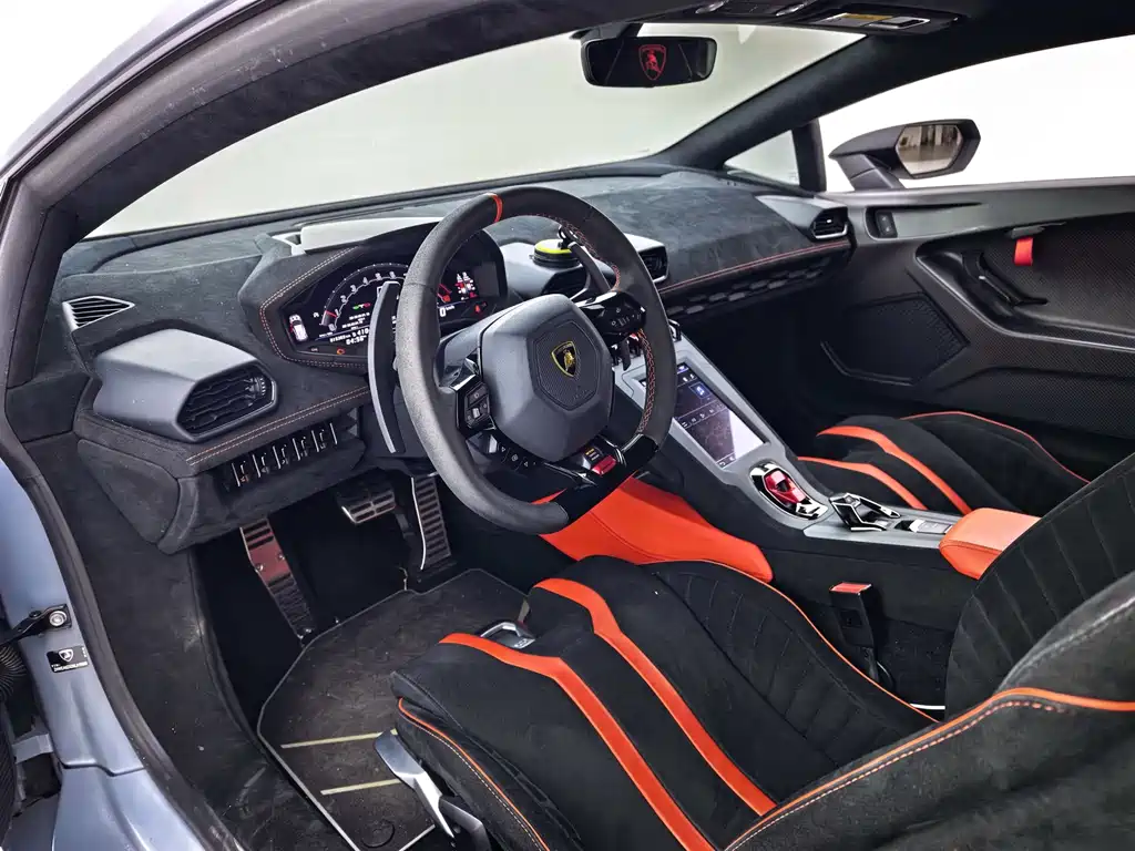 2021 Lamborghini Huracán STO