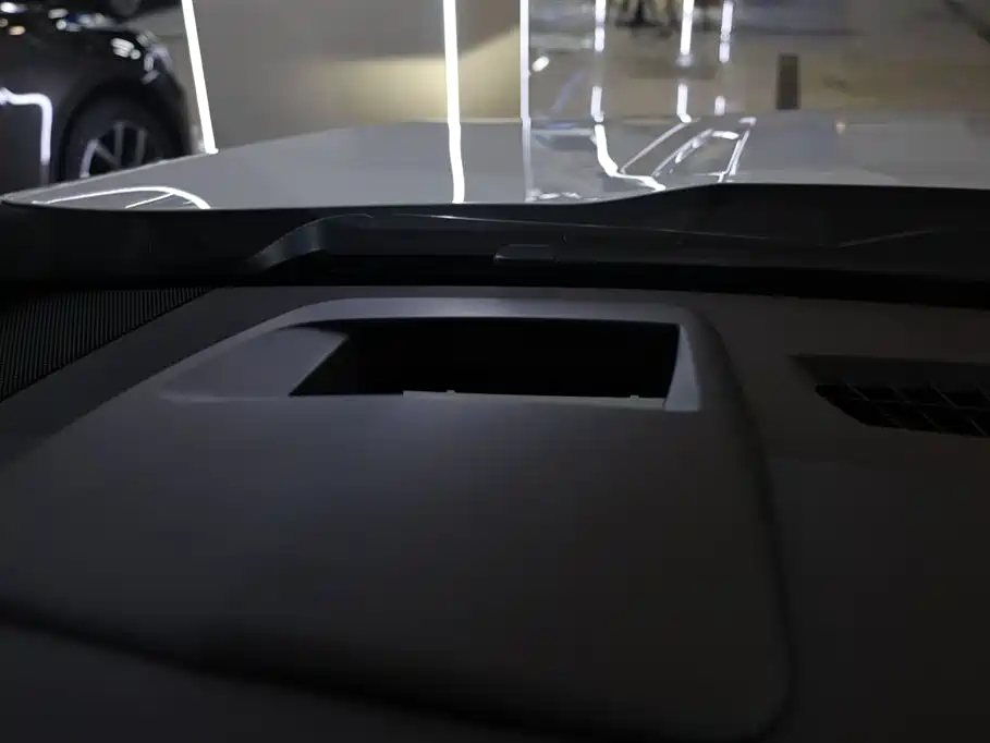 Cadillac XT4 2020 28T AWD Platinum Sport