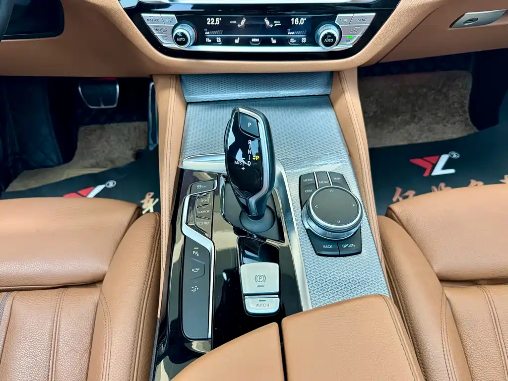 BMW 6 Series GT 2019 630i M Sport Package