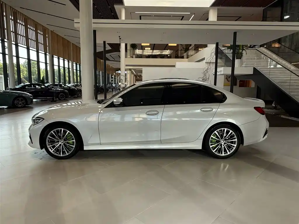 BMW 3 Series 2021 Facelift II 320i M Sport Package