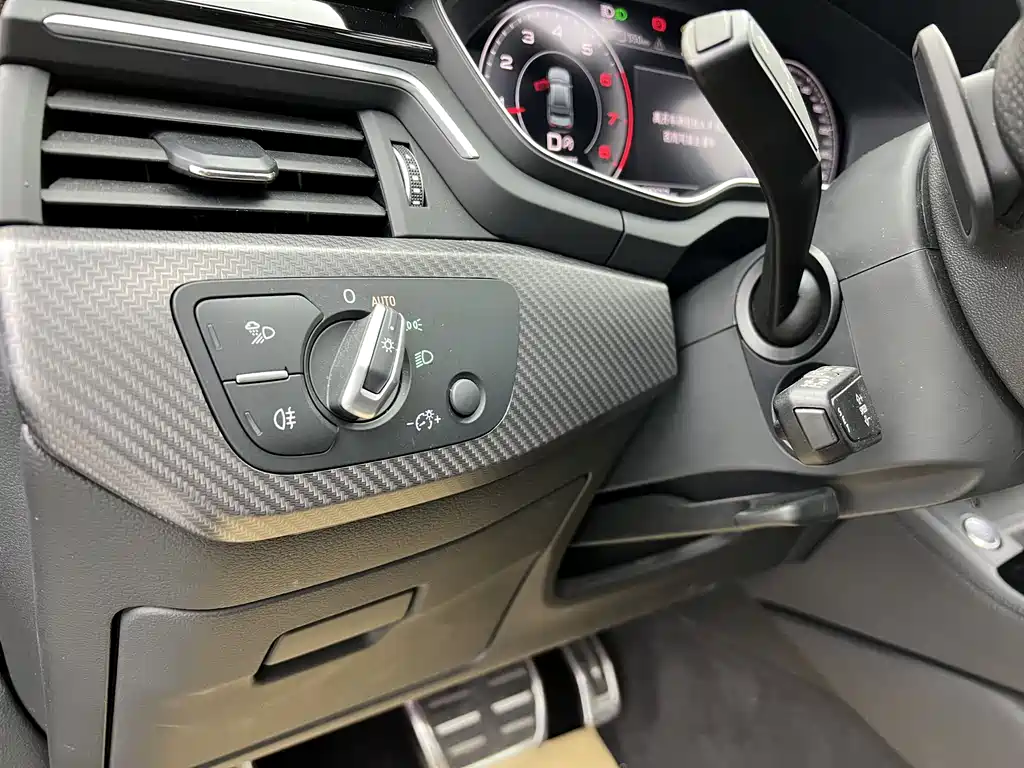 Audi A4L 2024 40 TFSI quattro RS Package Speed Edition