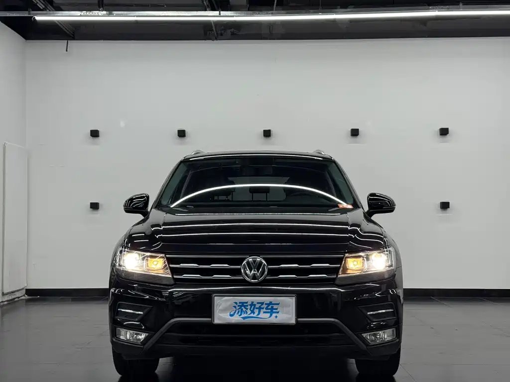 Tiguan L 2019 Facelift 330TSI Auto FWD Panoramic Comfort Edition China VI