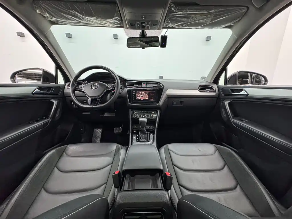 Tiguan L 2019 Facelift 330TSI Auto FWD Panoramic Comfort Edition China VI