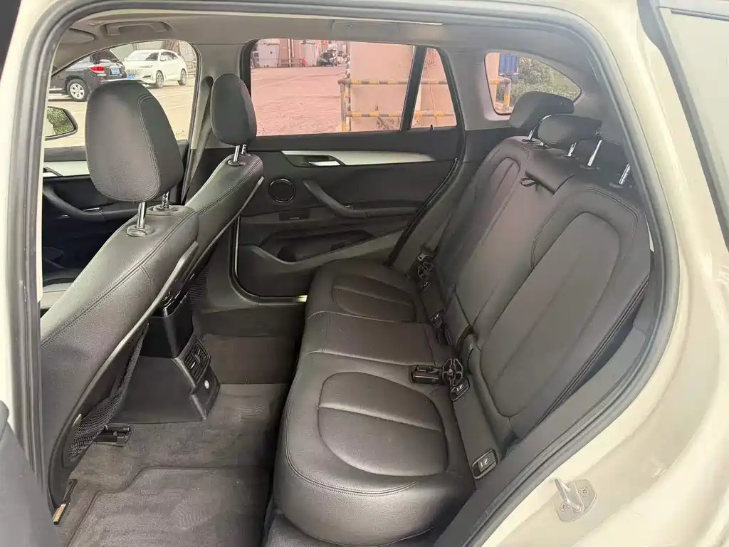 BMW X1 2016 sDrive18Li Fashion Edition