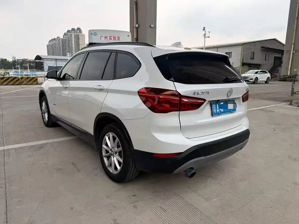 BMW X1 2016 sDrive18Li Fashion Edition