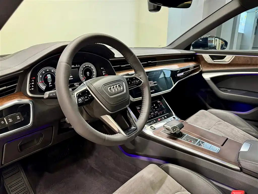 Audi A6L 2023 45 TFSI quattro Premium Dynamic Edition