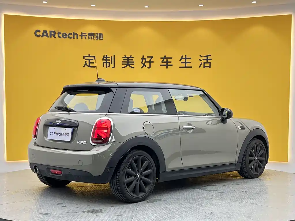 MINI 2019 1.5T COOPER Artist