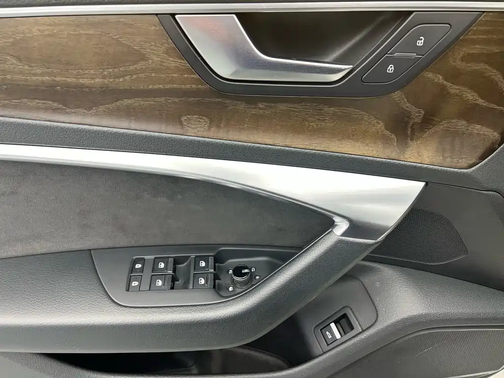 Audi A6L 2019 45 TFSI Zhenxuan Dynamic Edition