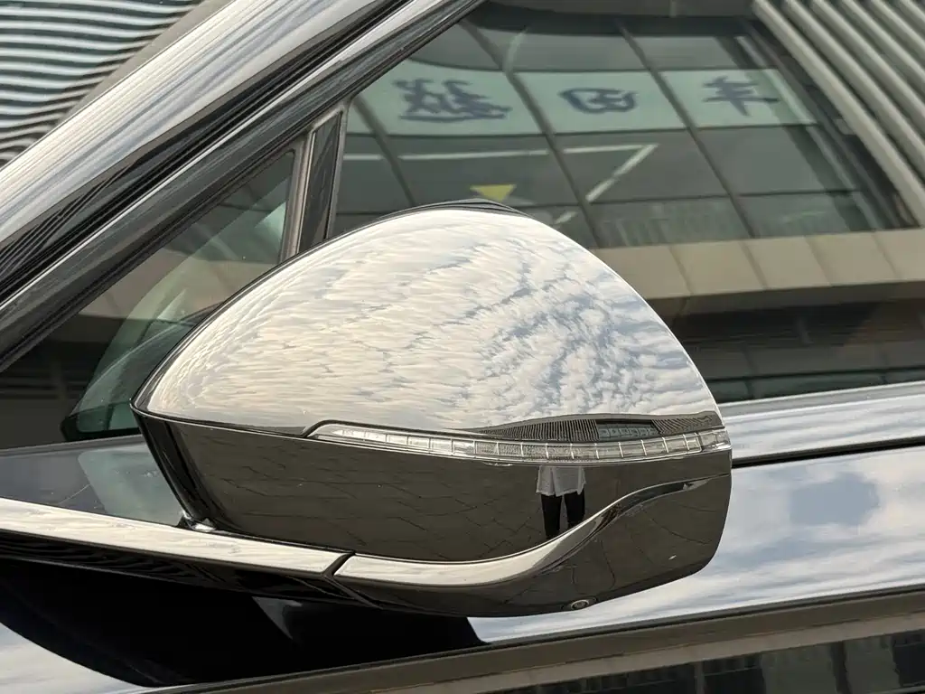 Lincoln Nautilus 2023 2.0T AWD Hybrid Premium Edition