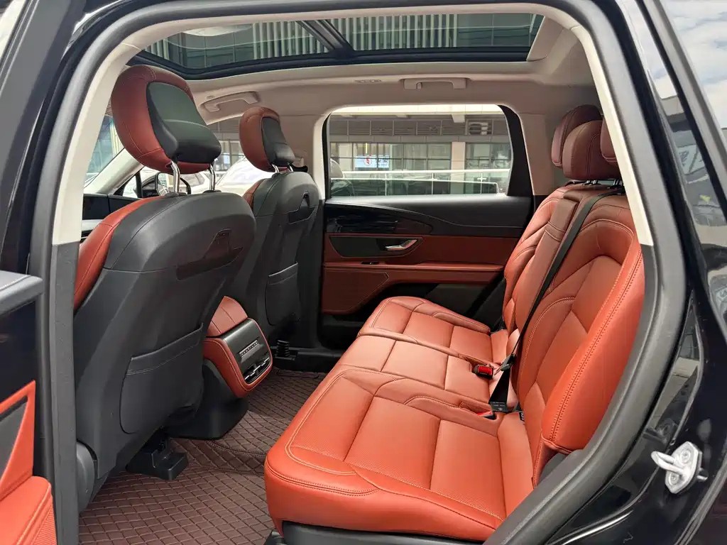 Lincoln Nautilus 2023 2.0T AWD Hybrid Premium Edition