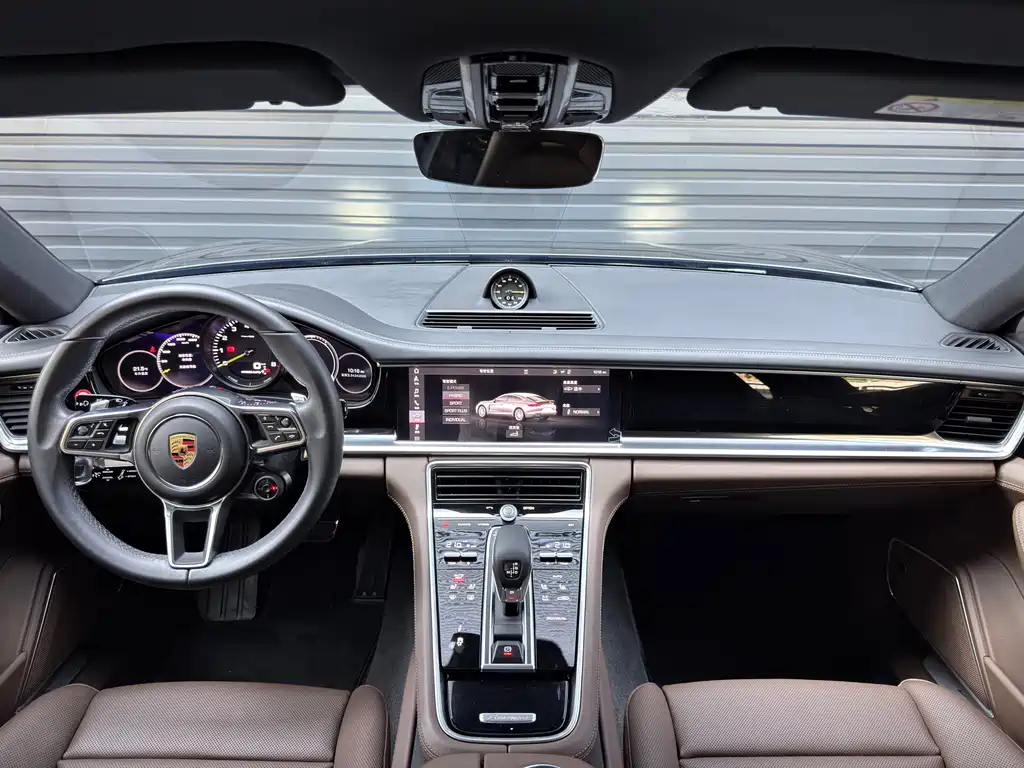 2018 Porsche Panamera 4 E-Hybrid