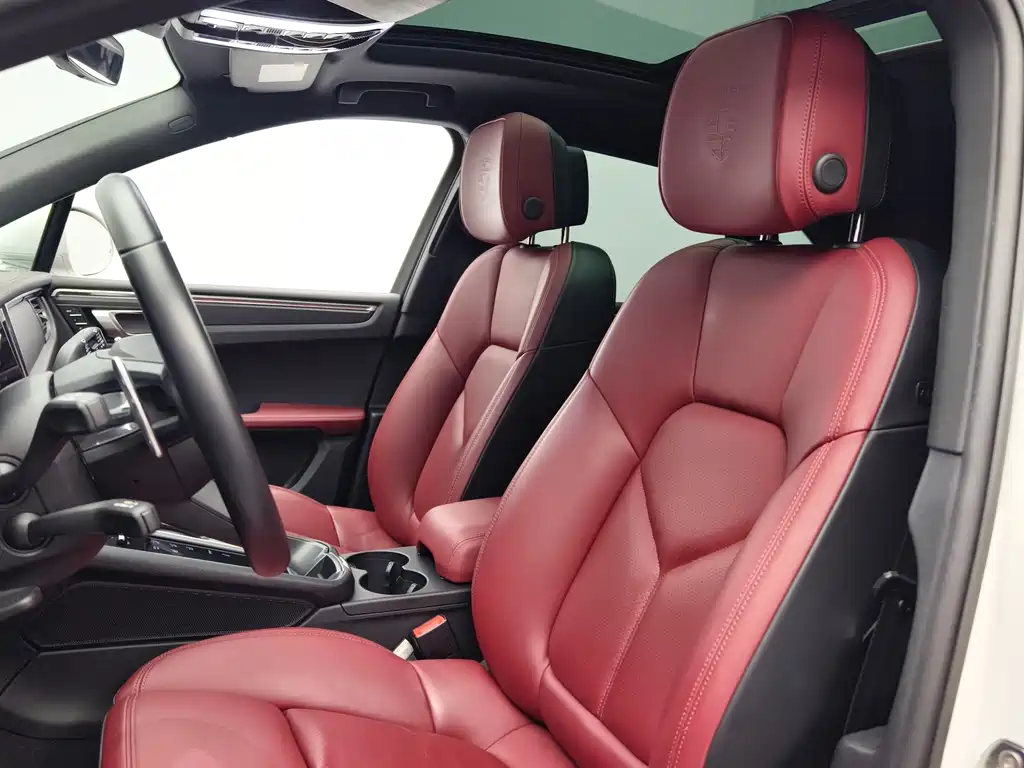 Macan 2022 2.0T