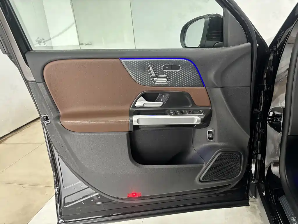Mercedes-Benz GLB 2025 GLB 220 Fashion