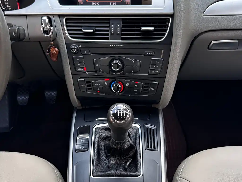 Audi A4L 2012 1.8 TFSI Manual Comfort Edition