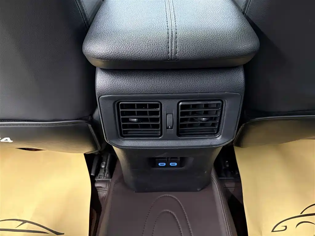RAV4 2022 2.0L CVT 2WD Fengshang Plus Edition