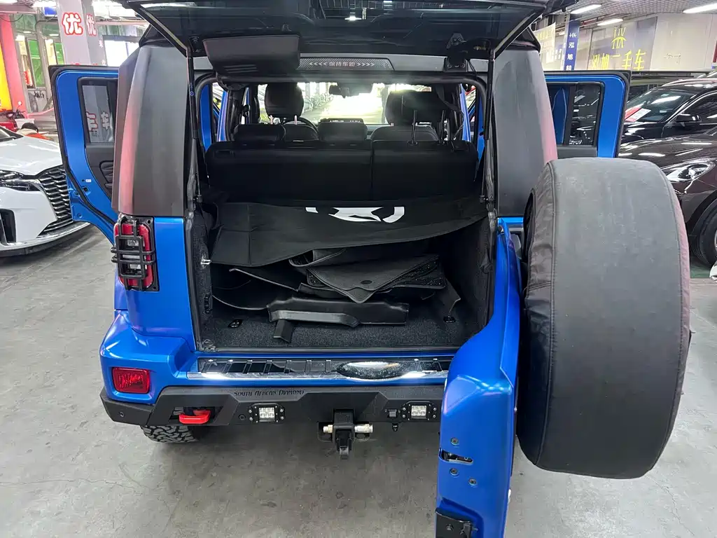 BAIC BJ40 2021 2.3T Automatic AWD Blade Hero Supreme Edition