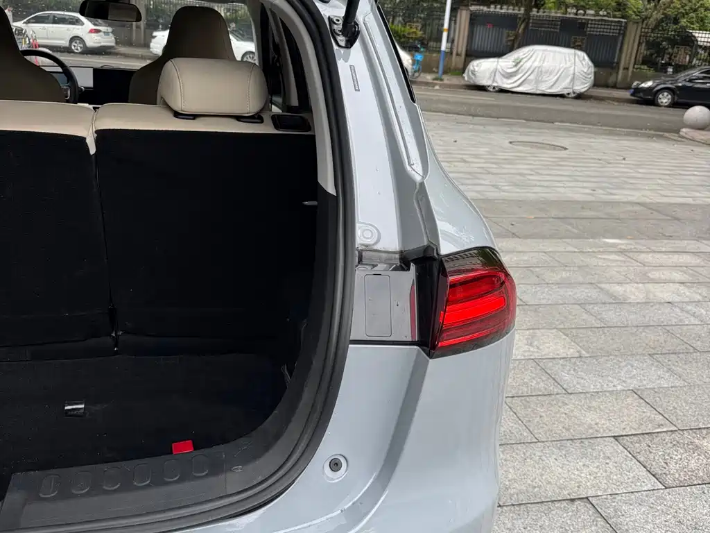 Wuling Bingo PLUS 2024 330km 5-Seater Edition