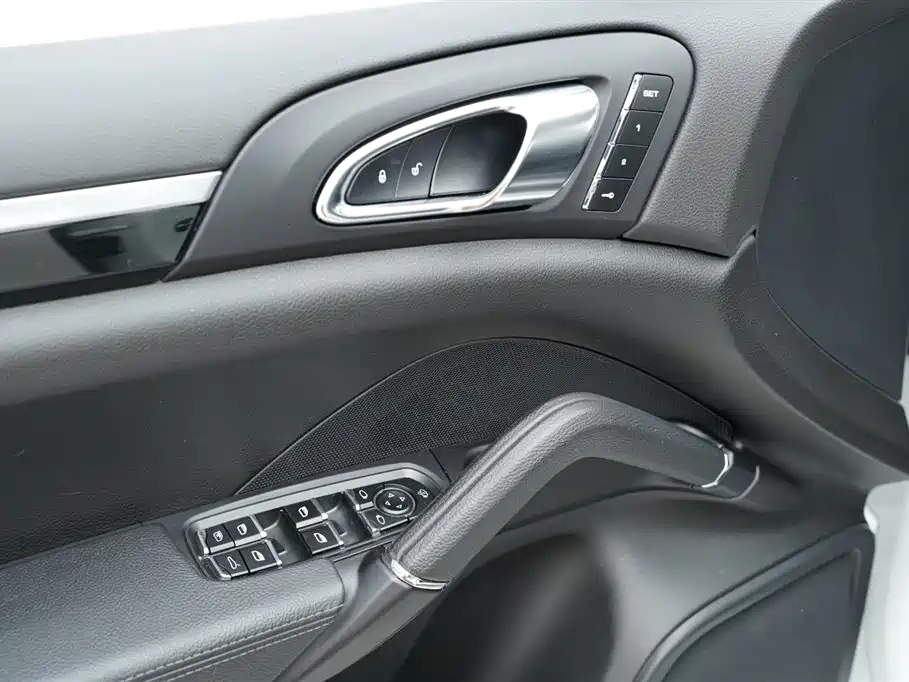 Porsche Cayenne 2016 Cayenne 3.0T