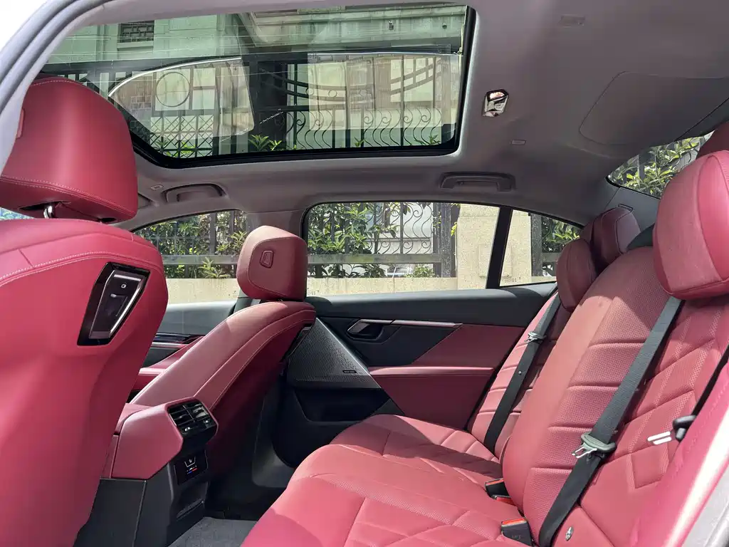 BMW 5 Series 2024 530Li Leading Edition Luxury Package