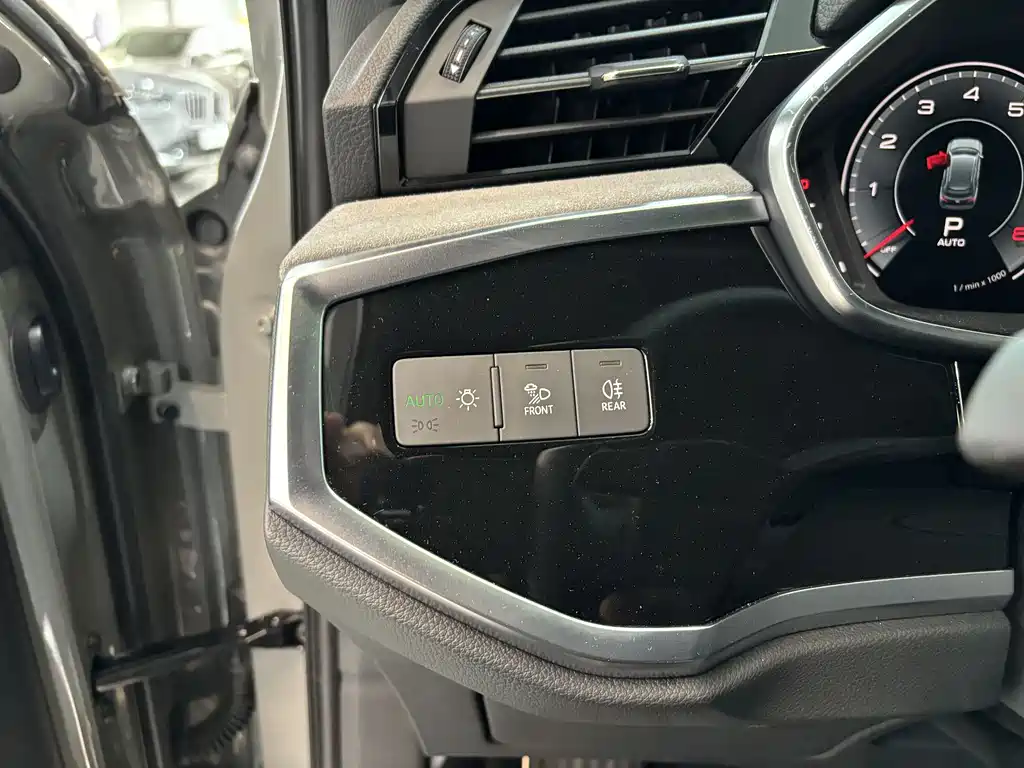 Audi Q3 2024 40 TFSI Fashion Dynamic