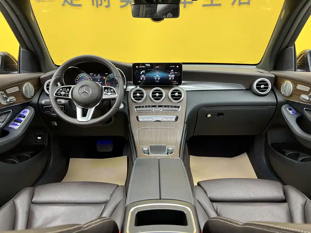 Mercedes-Benz GLC 300 L 4MATIC