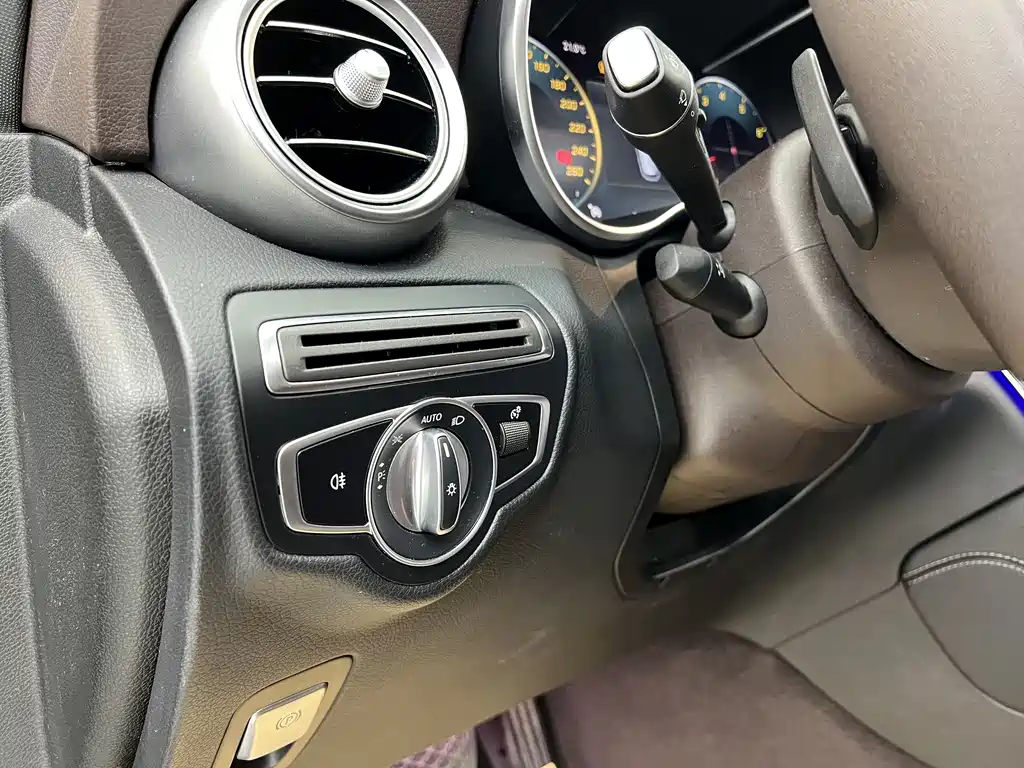 Mercedes-Benz GLC 300 L 4MATIC