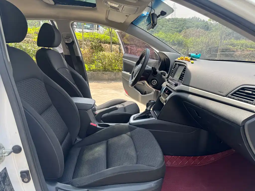 Hyundai Elantra 2016 1.6L Auto Elite