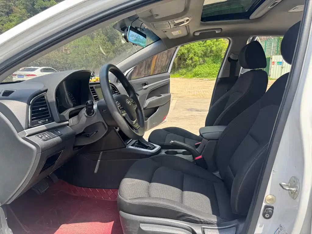 Hyundai Elantra 2016 1.6L Auto Elite