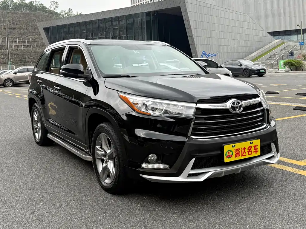 Toyota Highlander 2017 2.0T AWD Luxury 7-Seater